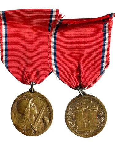 Belle médaille - 16-,