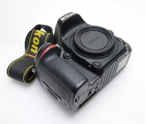 Nikon d600 full frame digital - frame,