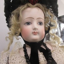 belle poupée de mode FG