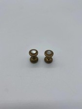 Boutons de col anciens en