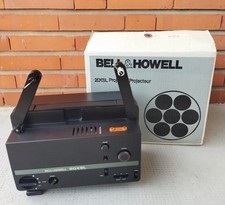 --- BELL & HOWELL. PROJECTEUR