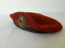 ANCIEN BERET DE HUSSARD PARACHUTISTE provient d'un vétéran  RCP
