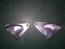 2 ANCIENNES PATERES ... PORTE MANTEAU MURAL ... VINTAGE EN ALU