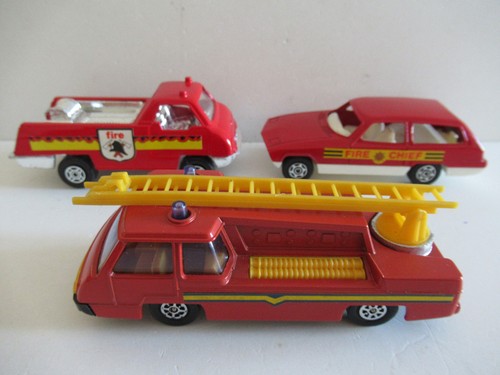 Miniature pompiers corgi - miniature,