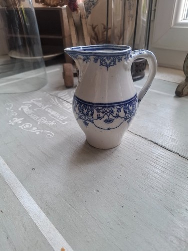 Pot lait minton modèle - 1, a
