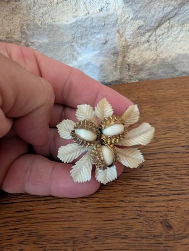 Broche ancienne celluloïd - broche,