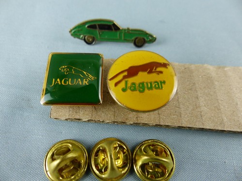 Lot pin jaguar - 3, pin's