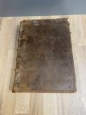 ancien livre Les Coutumes Du
