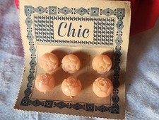 small antique rose shaped 6 button plate No. 3