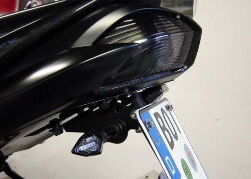 Feu arrière led noir yamaha - arrière,