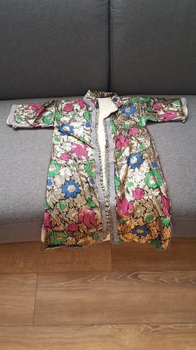 Ancien vêtement pour enfant - ,
