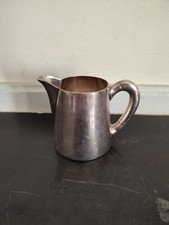 Petite verseuse Hôtel de Londres Le Mont-Dore Wiskemann métal argenté