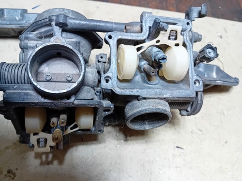Rampe carburateur honda 650 - rampe,