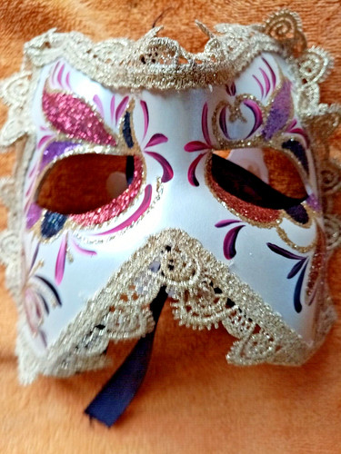 Masque venicien la - ",