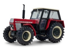 UNIVERSAL HOBBIES - Tracteur