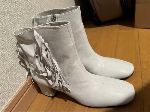 Bottes franges blanches - à,