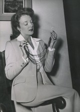 Micheline PRESLE PHOTOGRAPHIE