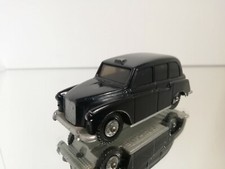 LONE STAR AUSTIN LONDON TAXI CAB IN BLACK