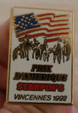 BEAUTIFUL PIN'S SPORT RIDING HORSE SULKI TROT VINCENNES 1992 USA FLAG ZAMAC