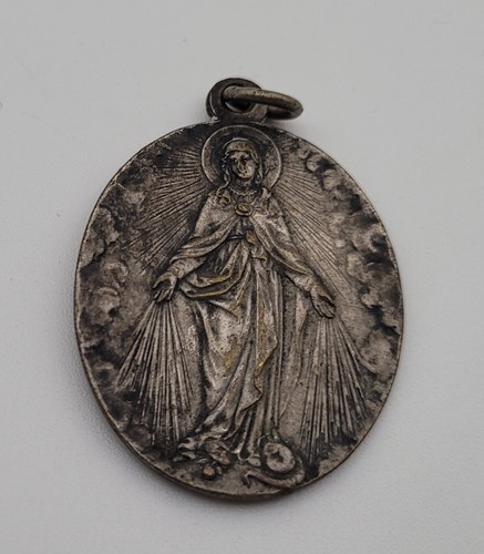 Médaille pendentif ancien - pendentif,