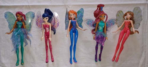Lot poupées winx rainbow - 5,