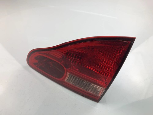 Toyota avensis verso feu - toyota,