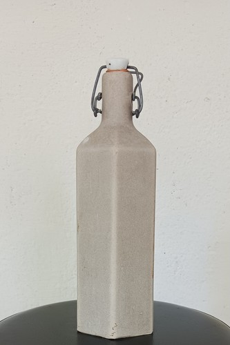 Ancienne bouillotte exagonale - ancienne,