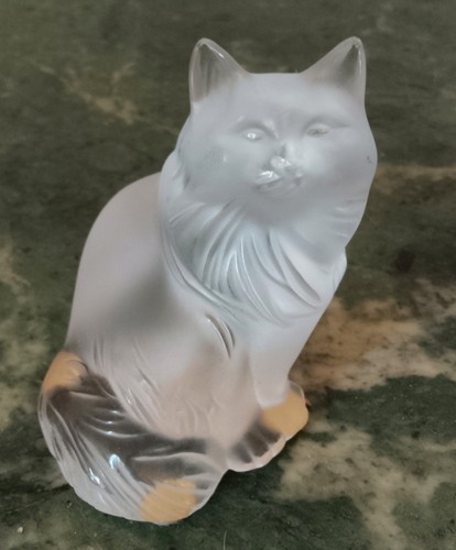 Jolie figurine chat assis - jolie,