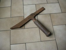 Outil ancien pour le bois
