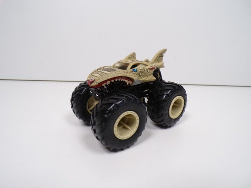 Monster trucks hot - monster,