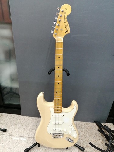 Guitare électrique fender - guitare,