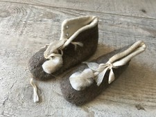 OLD 1950 BABY SLIPPERS NEW FROM STOCK 