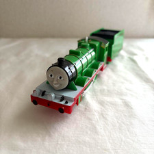 Train motorisé TOMY Plarail