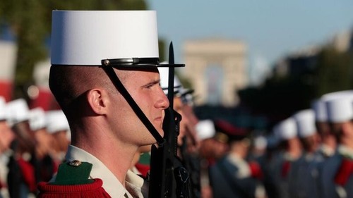 Jugulaire noir pour kepi - jugulaire,