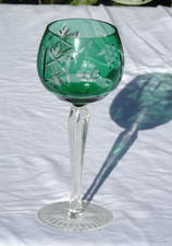 Verre en cristal doublé de couleur verte Bohème