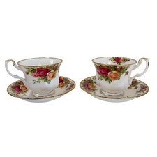 Royal Albert Old Country Roses 1962 Bone China Tea Cups & Saucers Set of 2
