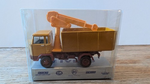 Old cars camion - 1/43,