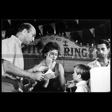 Photo F.005869 MELVILLE SHAVELSON SOPHIA LOREN CHARLES HERBERT (HOUSEBOAT) 1958
