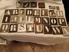 26 ANCIENNES LETTRES POCHOIR