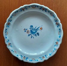 MOUSTIERS PLAT  ANCIEN XVIII FLEUR DE SOLANEE POMME DE TERRE BE 27 cm