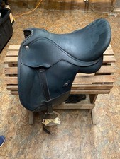 Wintec Pony Pro 15.5 In Adjustable Gullet Dressage Saddle