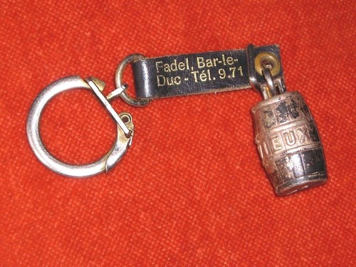 Porte clés key ring - key,