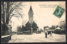 Old postcard Le Raincy, Le Temple Protestant sous la neige 