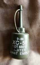 VIT - burette à huile FAMAS pleine 1988