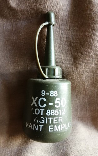 Vit burette huile - huile, famas