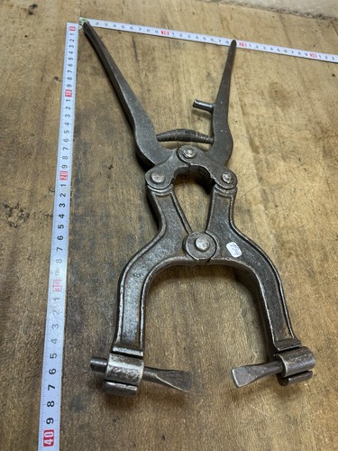 Old tool outil - old,