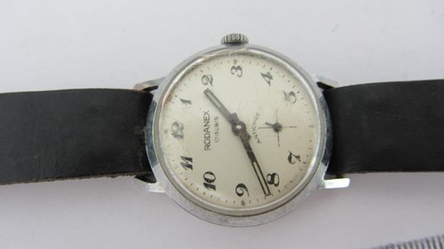 Montre mécanique vintage - montre,