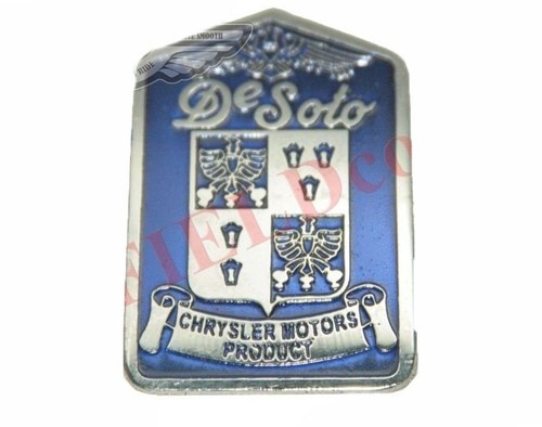 Badge monogramme capot de - badge,