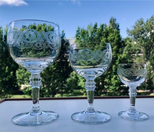 Service verres anciens - anciens, à