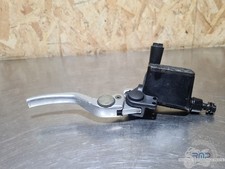 Maitre cylindre de frein avant